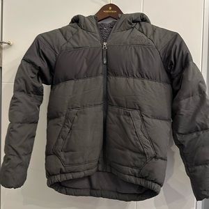 Boys The North Face Grey Jacket with fleece lining size medium
